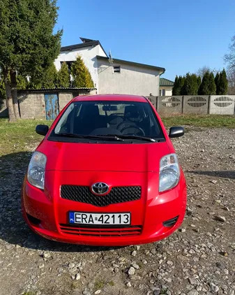 toyota yaris łódzkie Toyota Yaris cena 11700 przebieg: 170000, rok produkcji 2007 z Radomsko